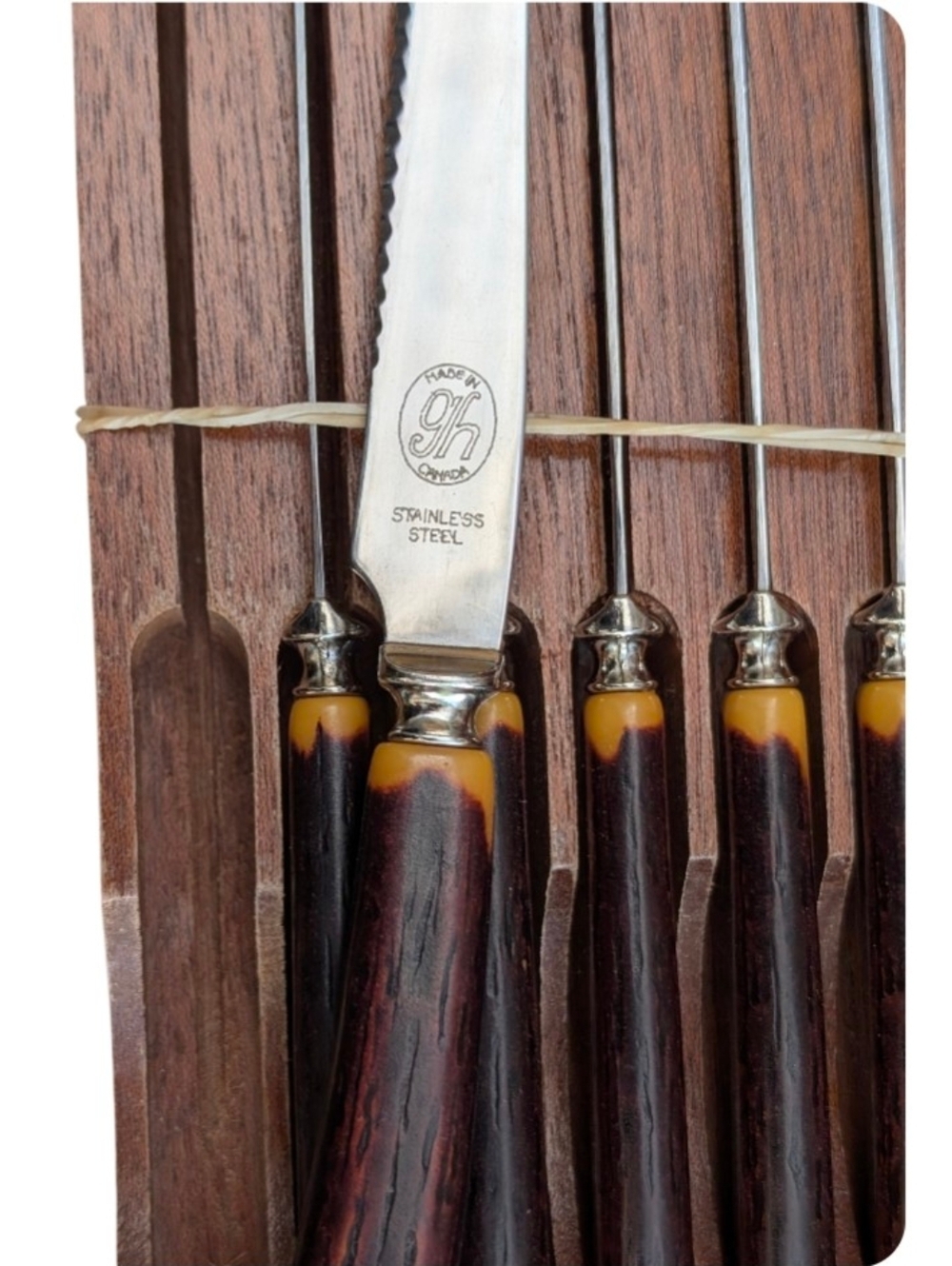Vintage Glo Hill Steak Knife Set